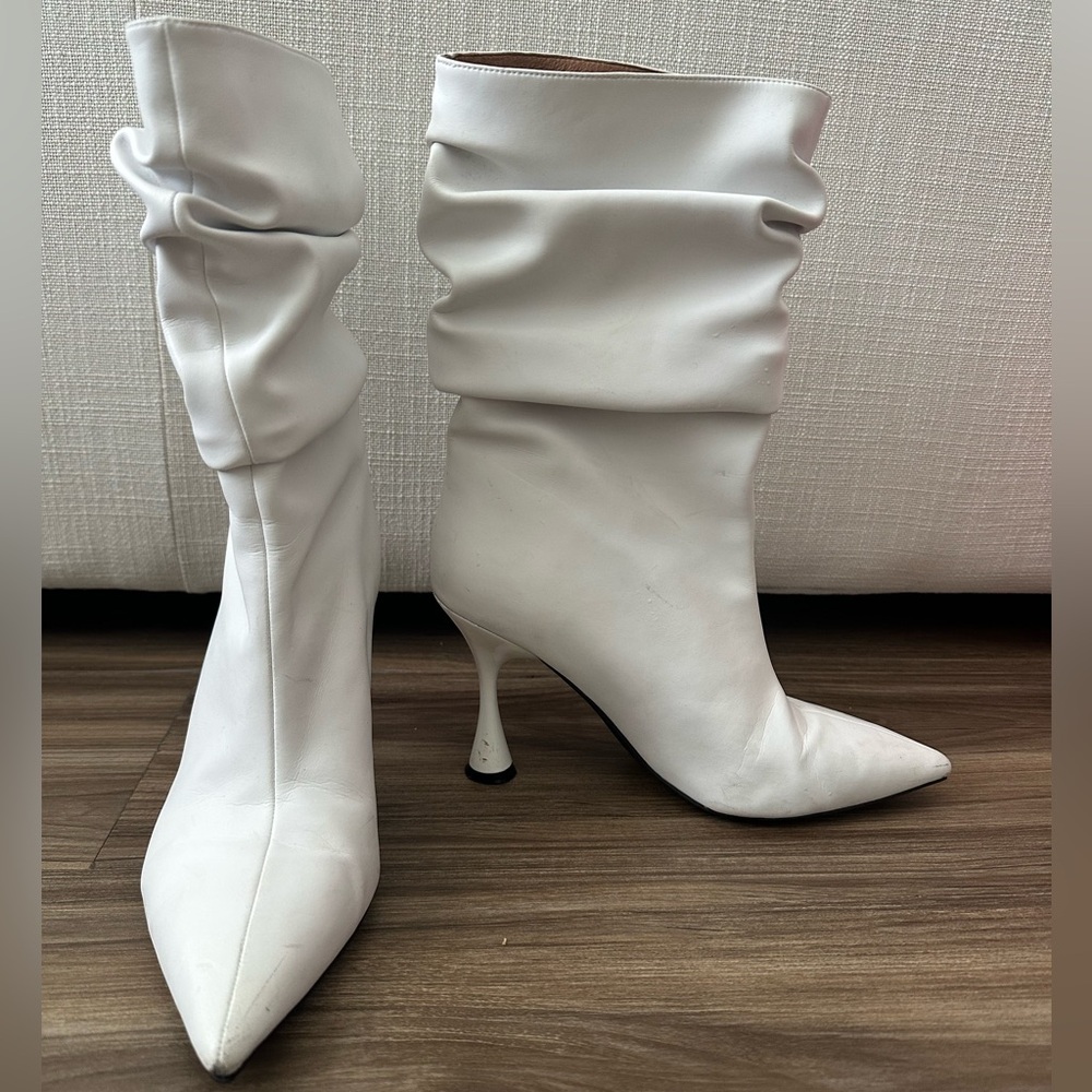 Jeffrey Campbell Boots. Size 6 - Picture 5 of 6